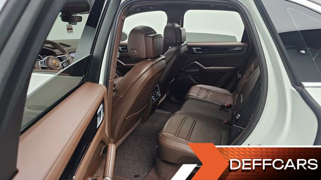 Porsche CAYENNE 3.0 E-Hybrid купить на сайте DeffCars