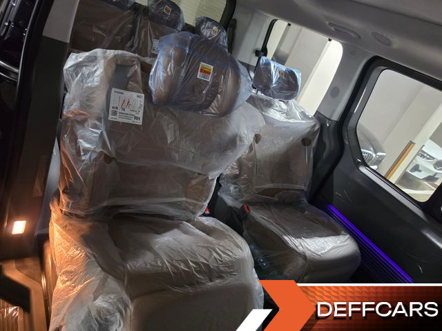 Hyundai STARIA 4WD Lounge 7-Seater Inspiration купить на сайте DeffCars