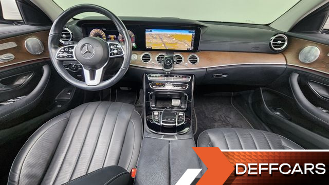 Mercedes E-CLASS E300 4MATIC Exclusive купить на сайте DeffCars