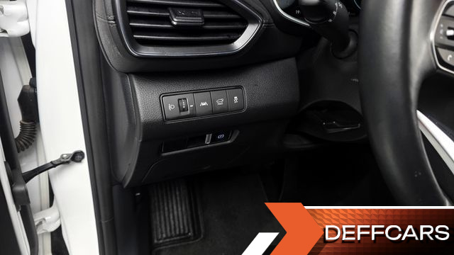 Hyundai SANTAFE Gasoline 2.5T 2WD Prestige купить на сайте DeffCars