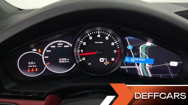 Porsche CAYENNE 3.0 PLATINUM EDITION купить на сайте DeffCars