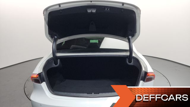 Hyundai GRANDEUR 2.5 Le Blanc купить на сайте DeffCars