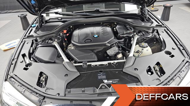 BMW 5-SERIES 520d xDrive M Sport Package Plus купить на сайте DeffCars