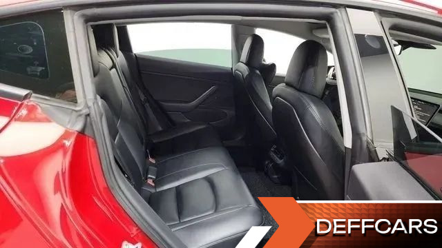 Tesla MODEL 3 Performance AWD купить на сайте DeffCars