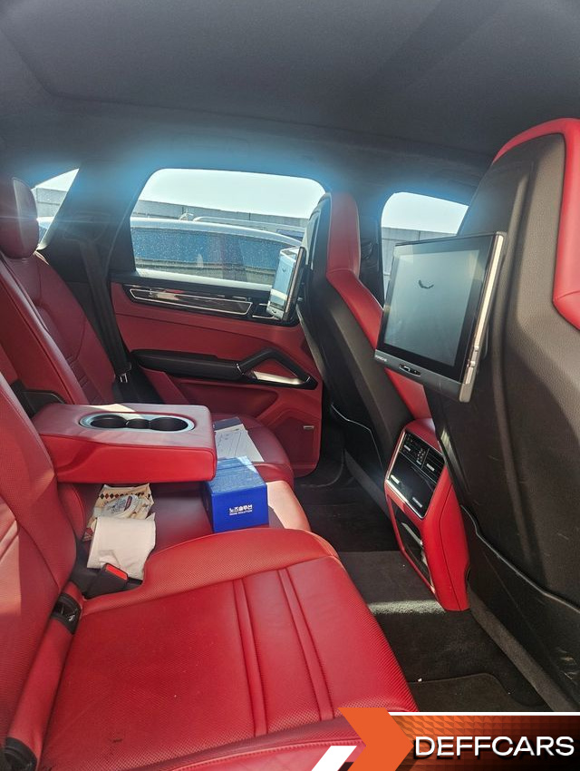 Porsche CAYENNE 4.0 Turbo купить на сайте DeffCars