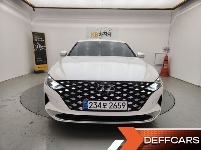 Hyundai GRANDEUR 2.5 Le Blanc купить на сайте DeffCars