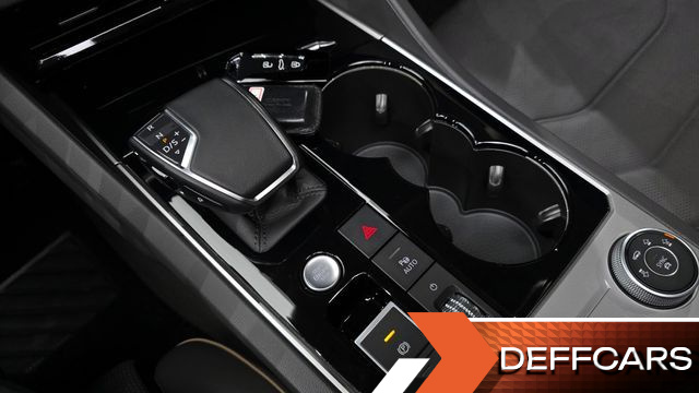 Volkswagen TOUAREG 3.0 TDI Prestige купить на сайте DeffCars