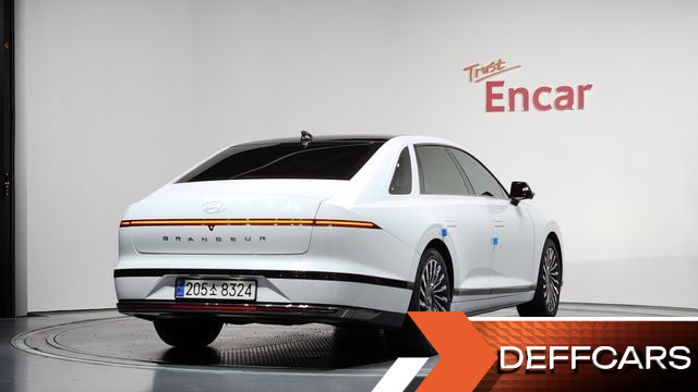 Hyundai GRANDEUR 2,5 Gasoline 2WD Calligraphy купить на сайте DeffCars