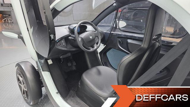 Renault-KoreaSamsung TWIZY Intens(2-seater) купить на сайте DeffCars