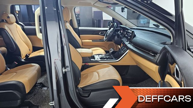 Kia CARNIVAL 9-Seater Prestige купить на сайте DeffCars