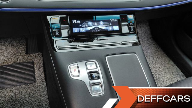 Hyundai GRANDEUR 2.5 Le Blanc купить на сайте DeffCars
