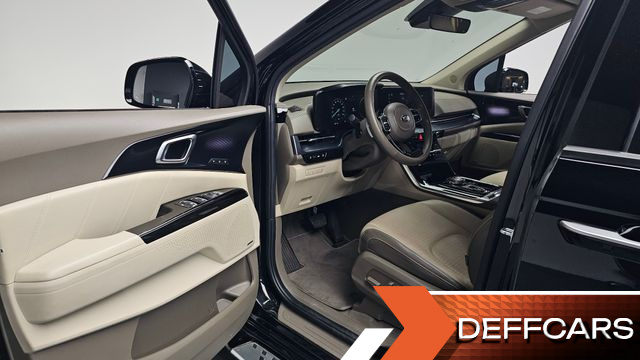Kia CARNIVAL Gasoline 9-Seater Hi-Limousine Signature купить на сайте DeffCars