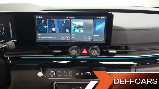 Kia CARNIVAL HEV 9-Seater Hi-Limousine (Special vehicle) купить на сайте DeffCars