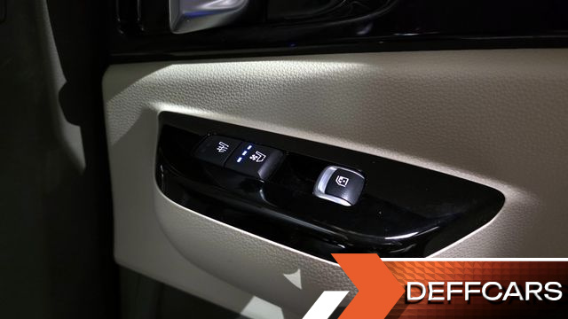 Kia CARNIVAL 9-Seater Hi-Limousine Signature купить на сайте DeffCars