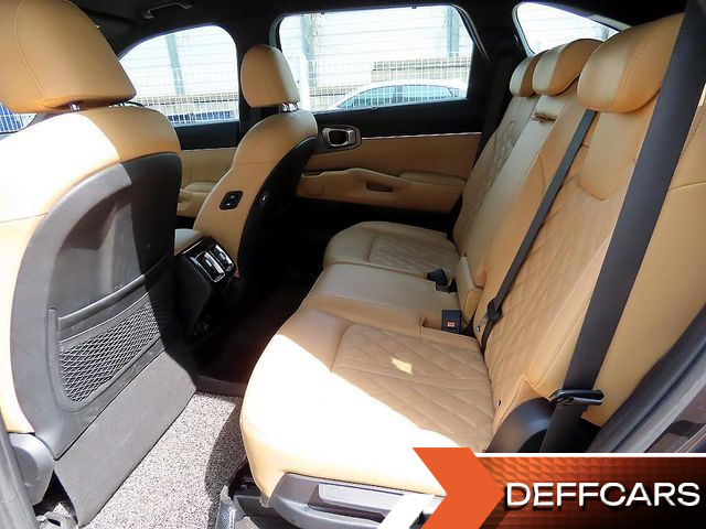 Kia SORENTO HEV 1.6 4WD Signature купить на сайте DeffCars