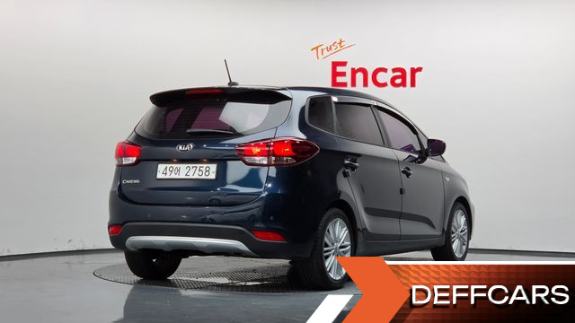Kia CARENS 2.0 LPI Luxury купить на сайте DeffCars