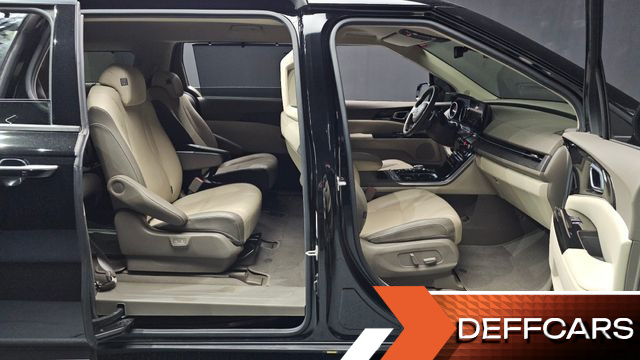 Kia CARNIVAL 9-Seater Noblesse купить на сайте DeffCars
