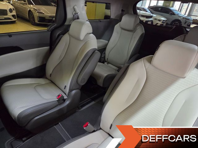 Kia CARNIVAL HEV 9seater Signature купить на сайте DeffCars