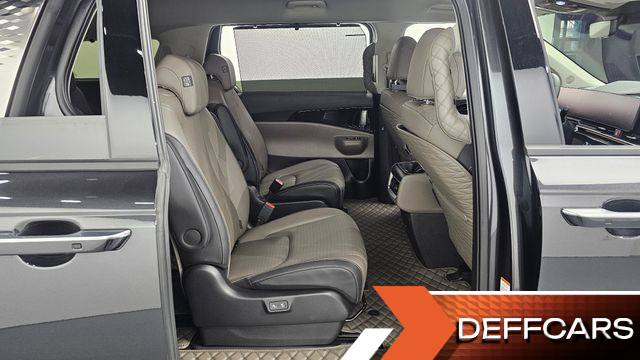 Kia CARNIVAL Gasoline 9-Seater Signature купить на сайте DeffCars