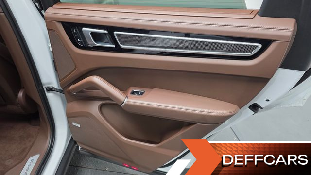 Porsche CAYENNE 3.0 PLATINUM EDITION купить на сайте DeffCars