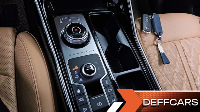 Kia SORENTO Diesel 2.2 4WD Signature купить на сайте DeffCars