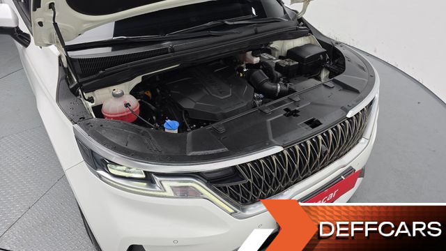 Kia CARNIVAL 9-Seater Noblesse купить на сайте DeffCars