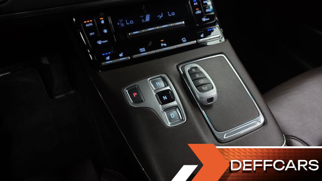 Hyundai GRANDEUR 2.5 Premium Choice купить на сайте DeffCars