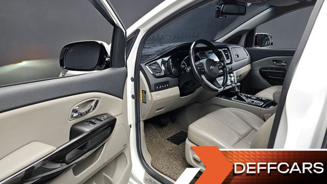 Kia CARNIVAL 9-Seater Noblesse Special купить на сайте DeffCars