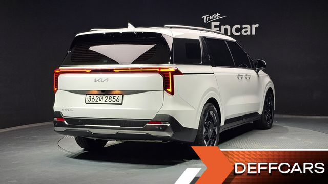 Kia CARNIVAL Gasoline 7-Seater Signature купить на сайте DeffCars