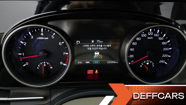 Kia CARNIVAL Gasoline 9-Seater Noblesse купить на сайте DeffCars