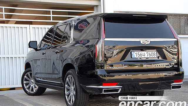 Cadillac ESCALADE 6.2 ESV ESV Premium Luxury Platinum купить на сайте DeffCars