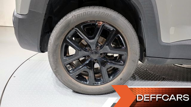 Jeep RENEGADE 1.3 Limited купить на сайте DeffCars