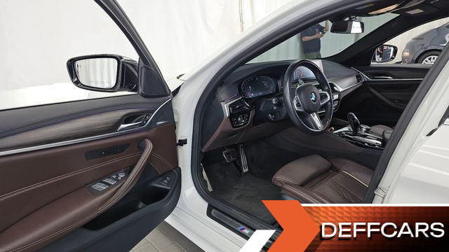 BMW 5-SERIES 520d M Sport Package Plus купить на сайте DeffCars