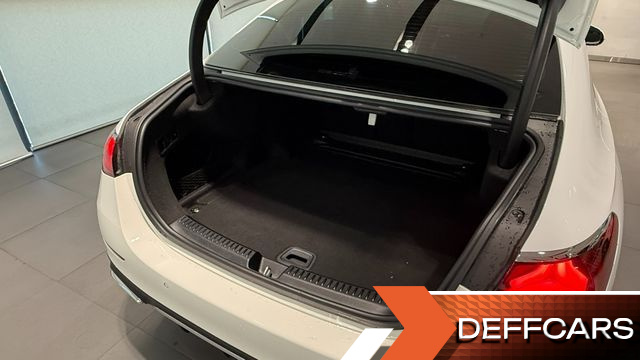 Mercedes E-CLASS E300 4MATIC AMG Line купить на сайте DeffCars