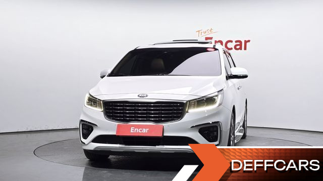 Kia CARNIVAL 7-Seater Limousine President купить на сайте DeffCars