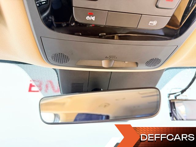 Kia CARNIVAL 9-Seater Noblesse купить на сайте DeffCars