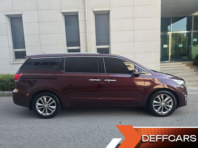 Kia CARNIVAL 9-seater Prestige купить на сайте DeffCars