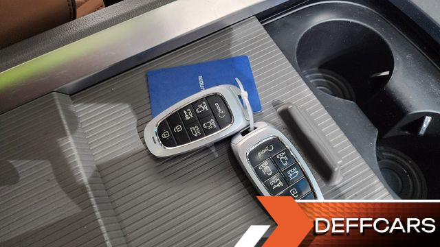 Hyundai STARIA Lounge 9-Seater Inspiration купить на сайте DeffCars