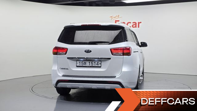 Kia CARNIVAL 9-seater Noblesse купить на сайте DeffCars