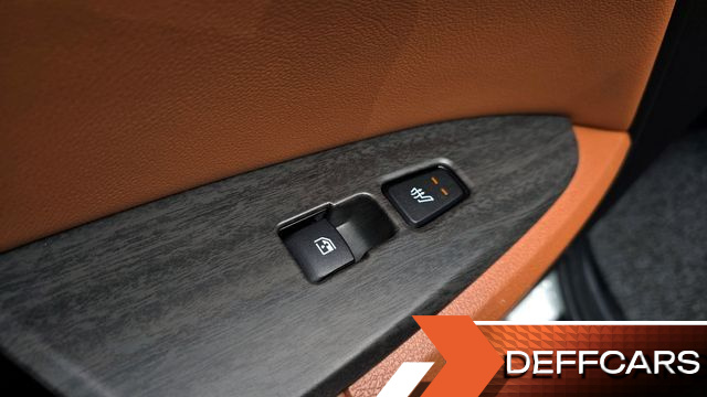 Kia SPORTAGE Signature 2WD купить на сайте DeffCars