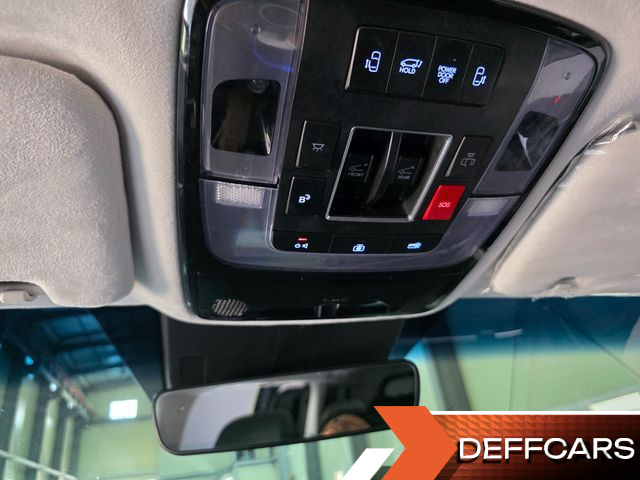 Hyundai STARIA Lounge 9-Seater Inspiration купить на сайте DeffCars
