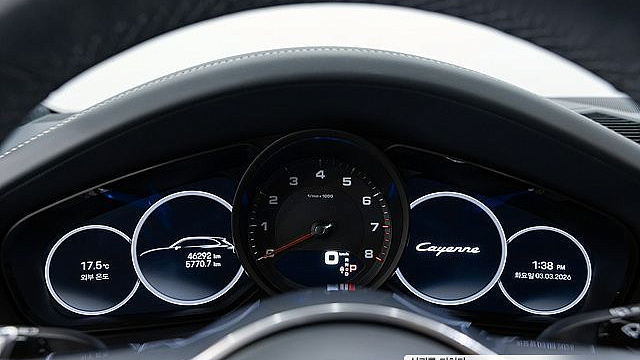 Porsche CAYENNE 3.0 купить на сайте DeffCars