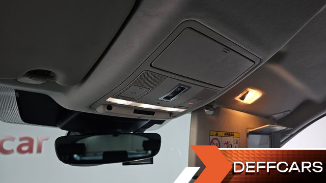 Land Rover DISCOVERY SPORT D150 S купить на сайте DeffCars
