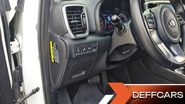 Kia SPORTAGE Gasoline Signature купить на сайте DeffCars