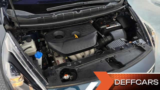 Kia CARENS 2.0 LPI Luxury купить на сайте DeffCars