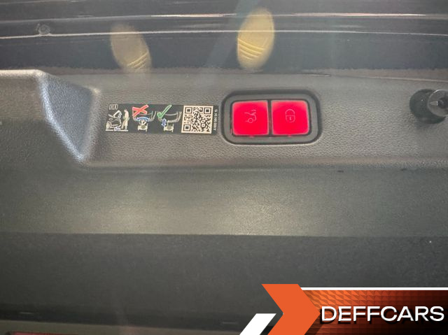 Mercedes E-CLASS E450 4MATIC Exclusive купить на сайте DeffCars