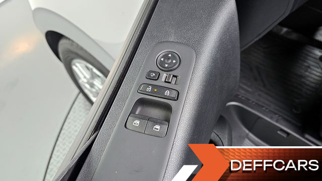 Hyundai STARIA Cargo 5-Seater Modern купить на сайте DeffCars