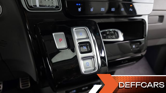 Hyundai STARIA L3.5 Lounge 9-Seater Inspiration купить на сайте DeffCars