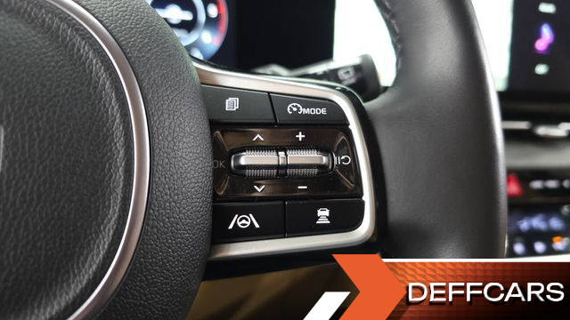 Kia CARNIVAL 9-Seater Noblesse купить на сайте DeffCars