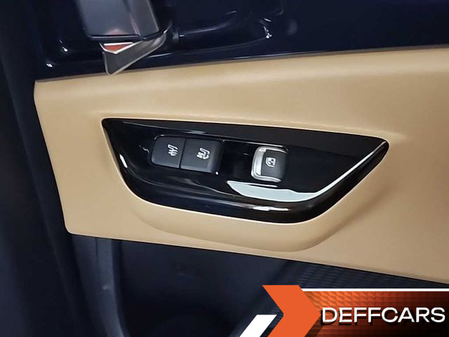 Kia CARNIVAL Gasoline 7-Seater Signature купить на сайте DeffCars